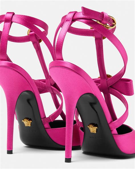 versace shoes com